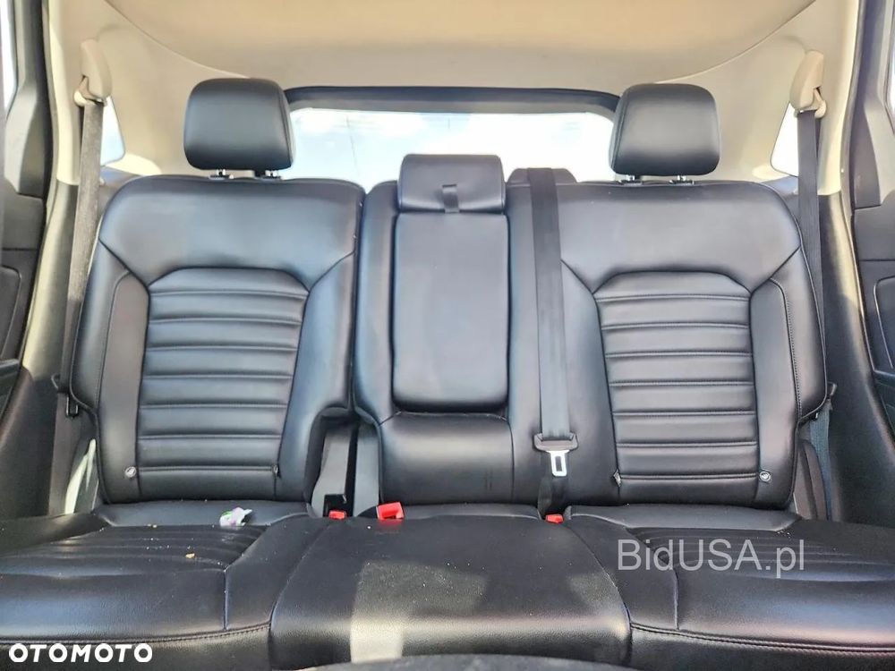 Ford Edge - 6