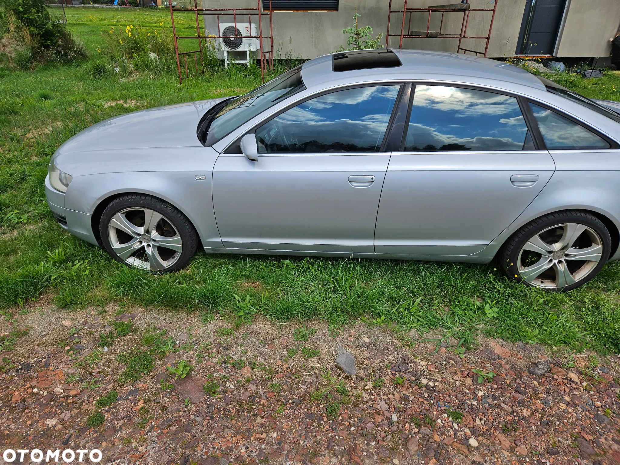 Audi A6 2.4 - 5