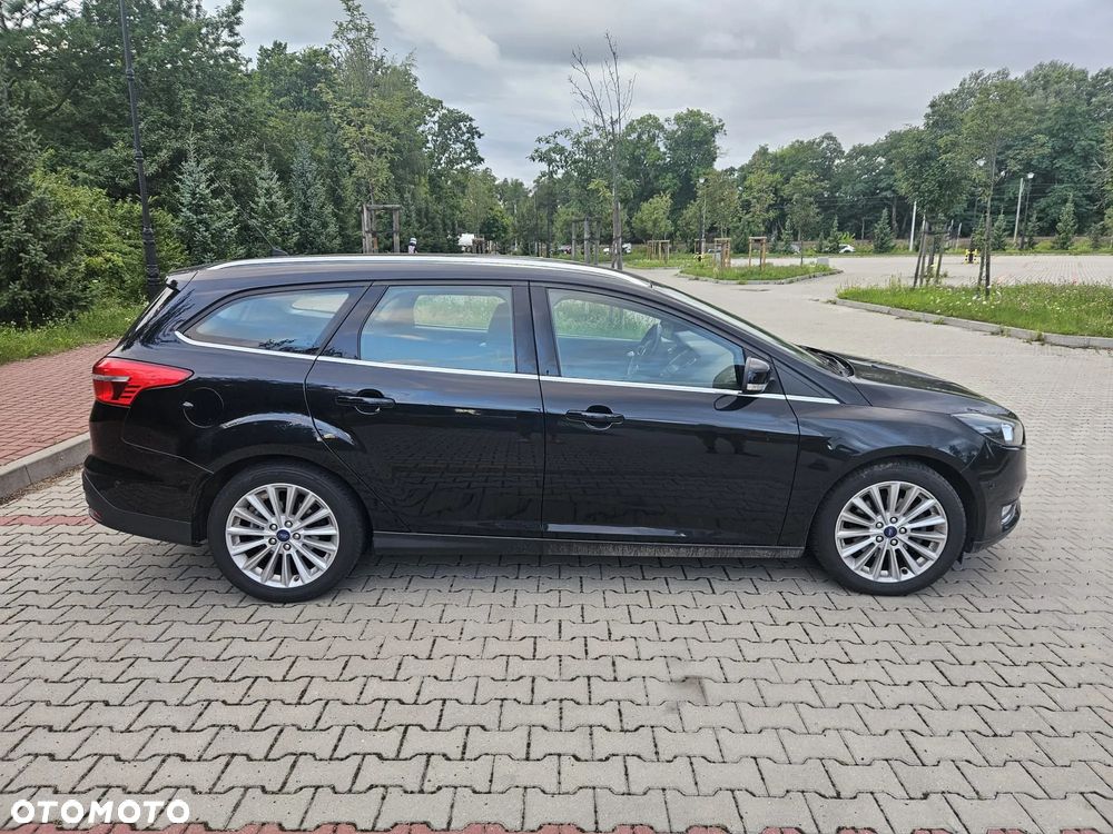 Ford Focus 1.5 EcoBoost STart-Stopp-System TITANIUM - 5