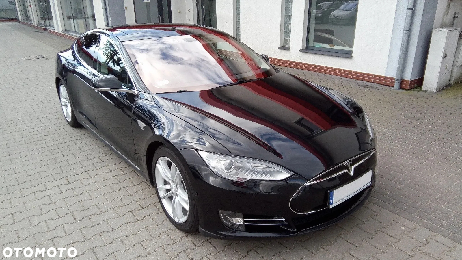 Tesla Model S Standard - 17