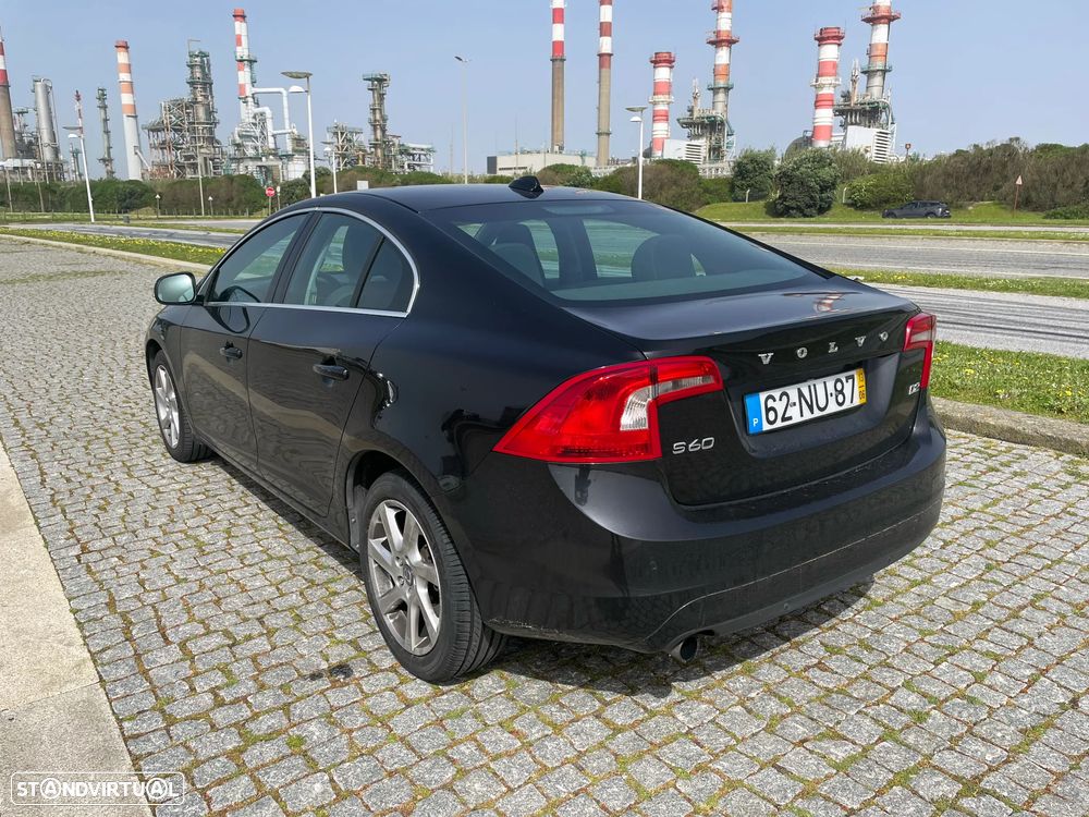 Volvo S60 1.6 D2 Drive Momentum Start/Stop - 4
