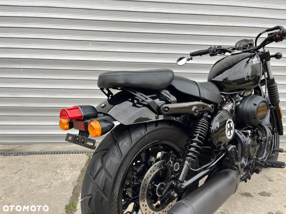 Hyosung GV - 18