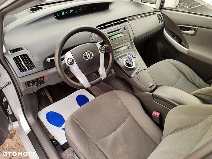 Toyota Prius - 21