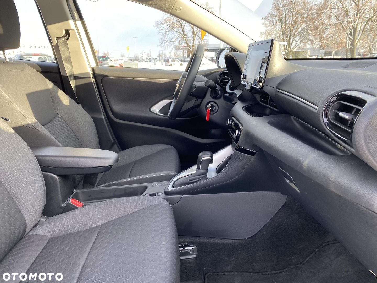 Toyota Yaris - 12