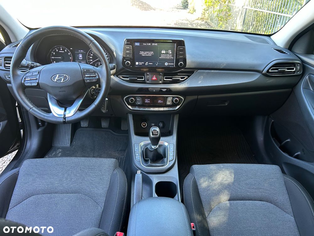 Hyundai i30 1.0 T-GDI Premium - 10