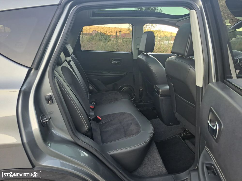 Nissan Qashqai 1.5 dCi N-Connecta 18 - 23