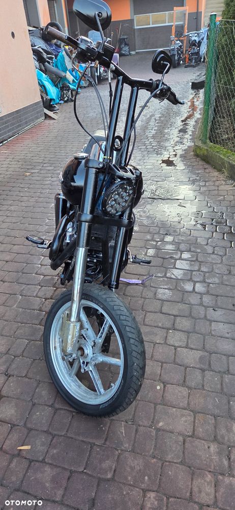 Harley-Davidson Dyna Street Bob - 9