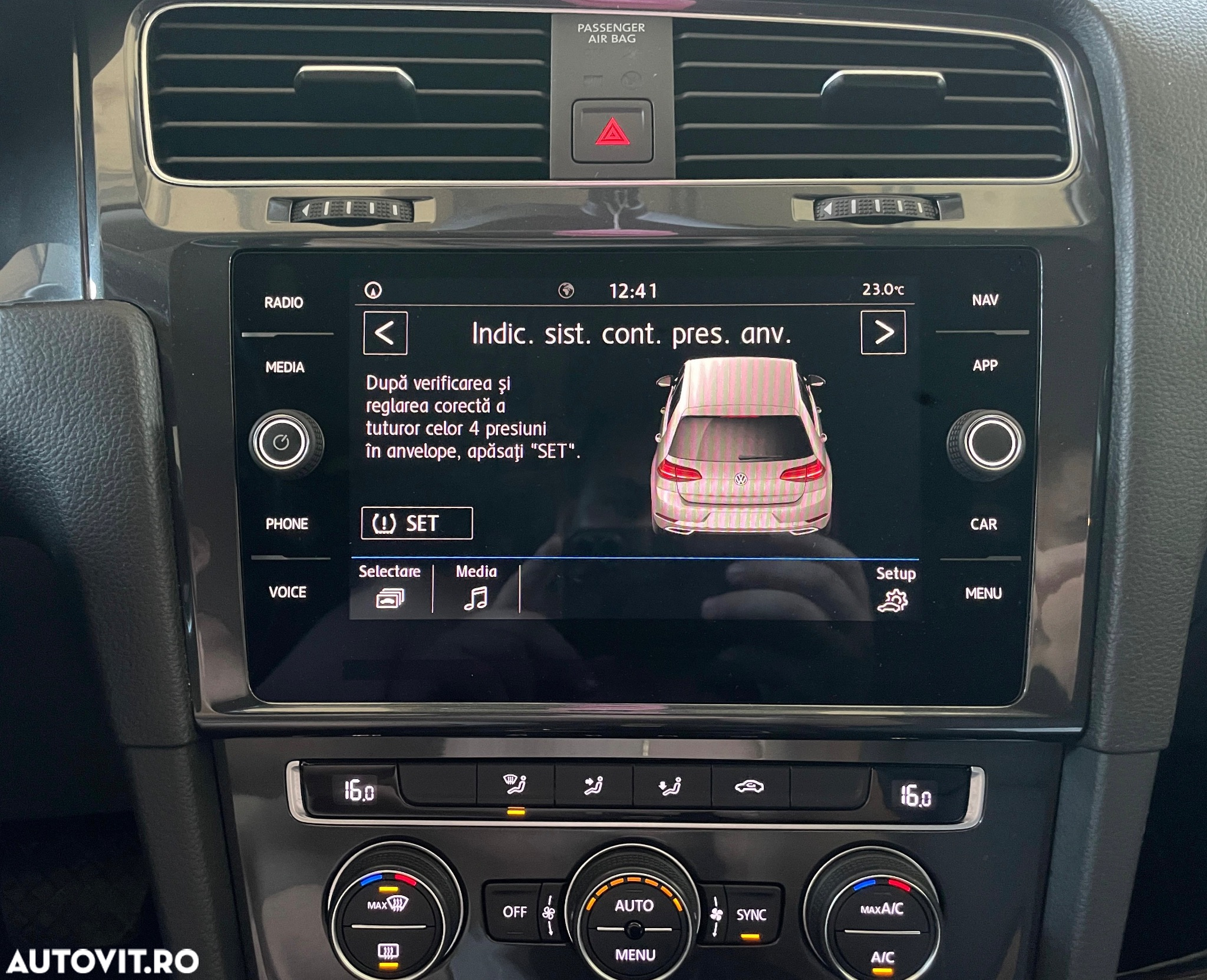 Volkswagen Golf 2.0 BlueTDI DSG Comfortline - 7
