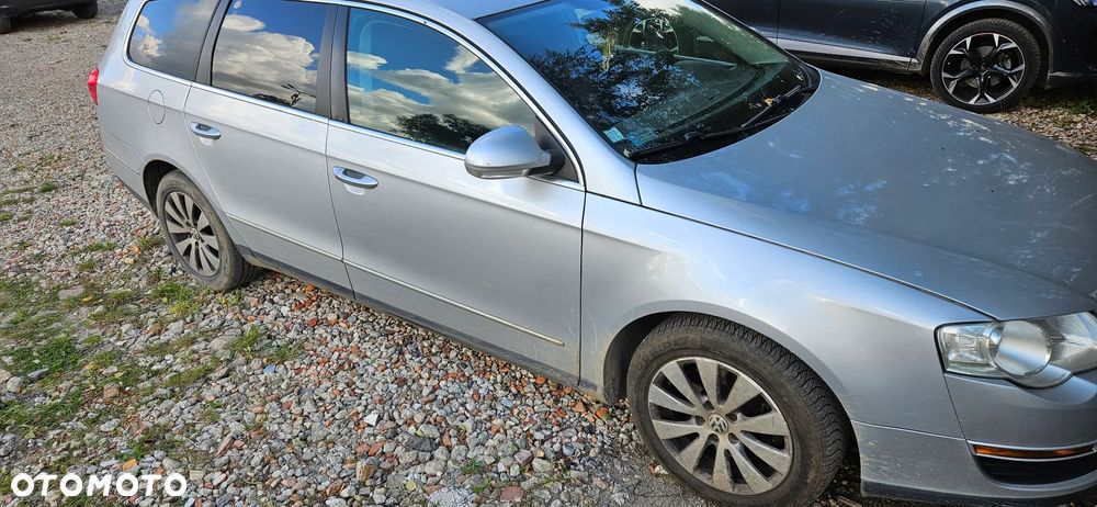 Volkswagen Passat 2.0 FSI Comfortline Tiptr - 1