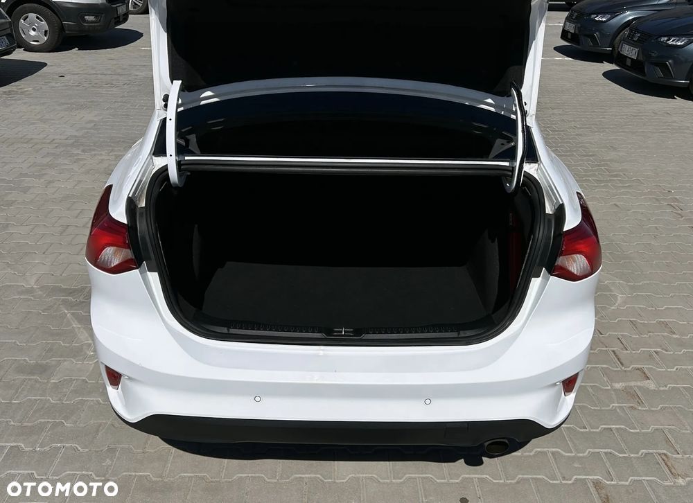 Ford Focus 1.0 EcoBoost Trend - 20