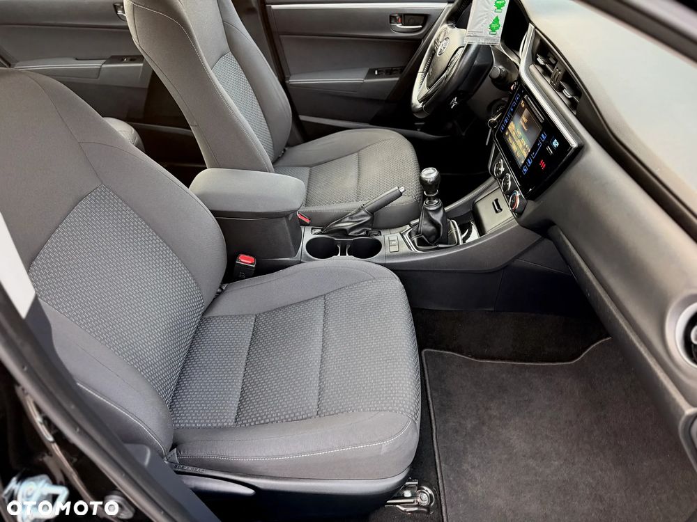 Toyota Corolla 1.6 Comfort - 20