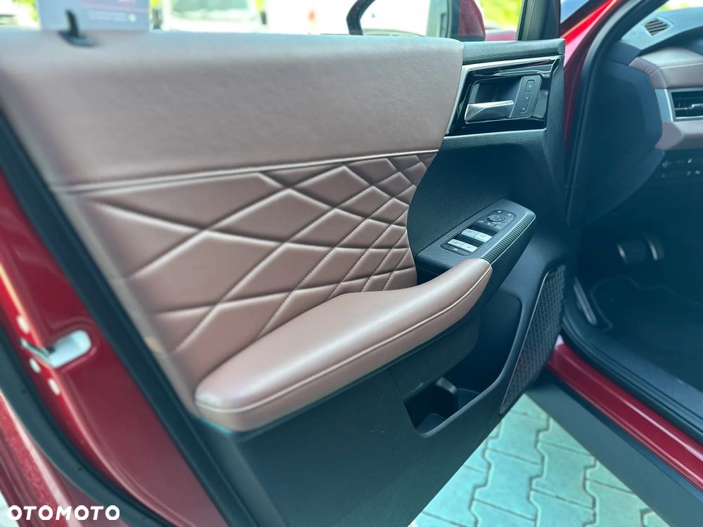 Mitsubishi Outlander Instyle Plus - 14