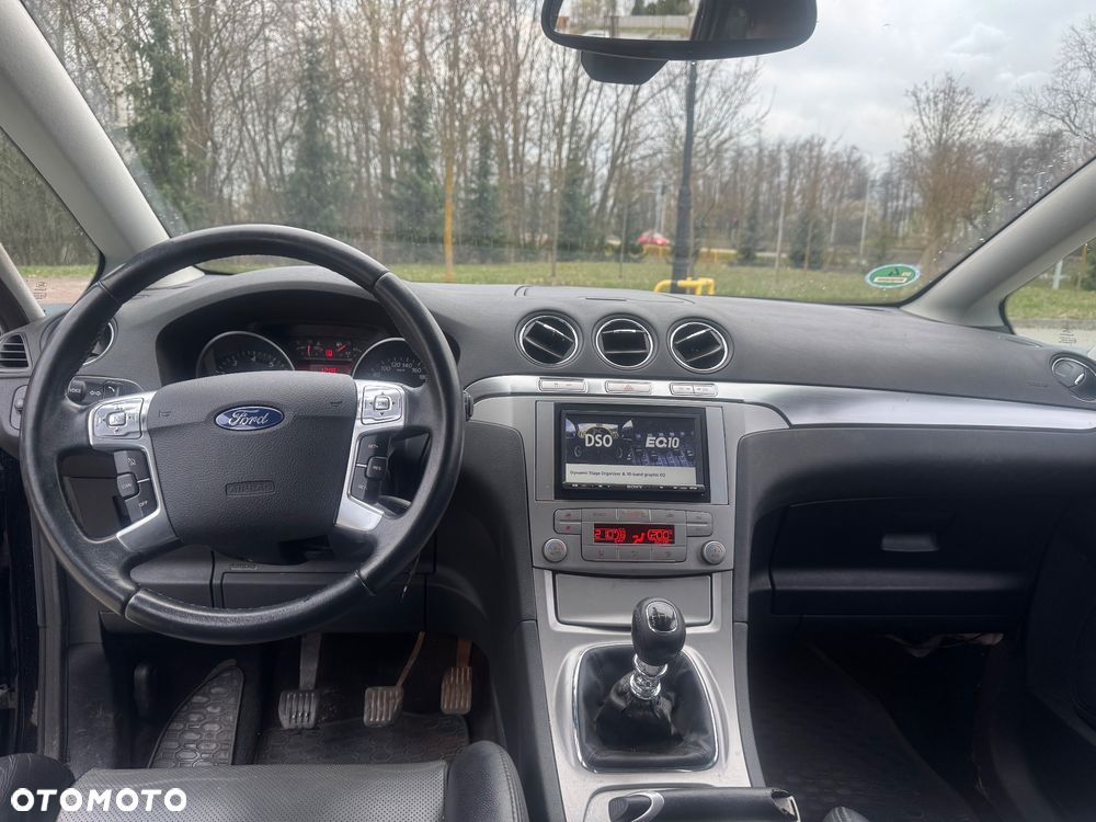 Ford S-Max 2.5 Titanium - 40