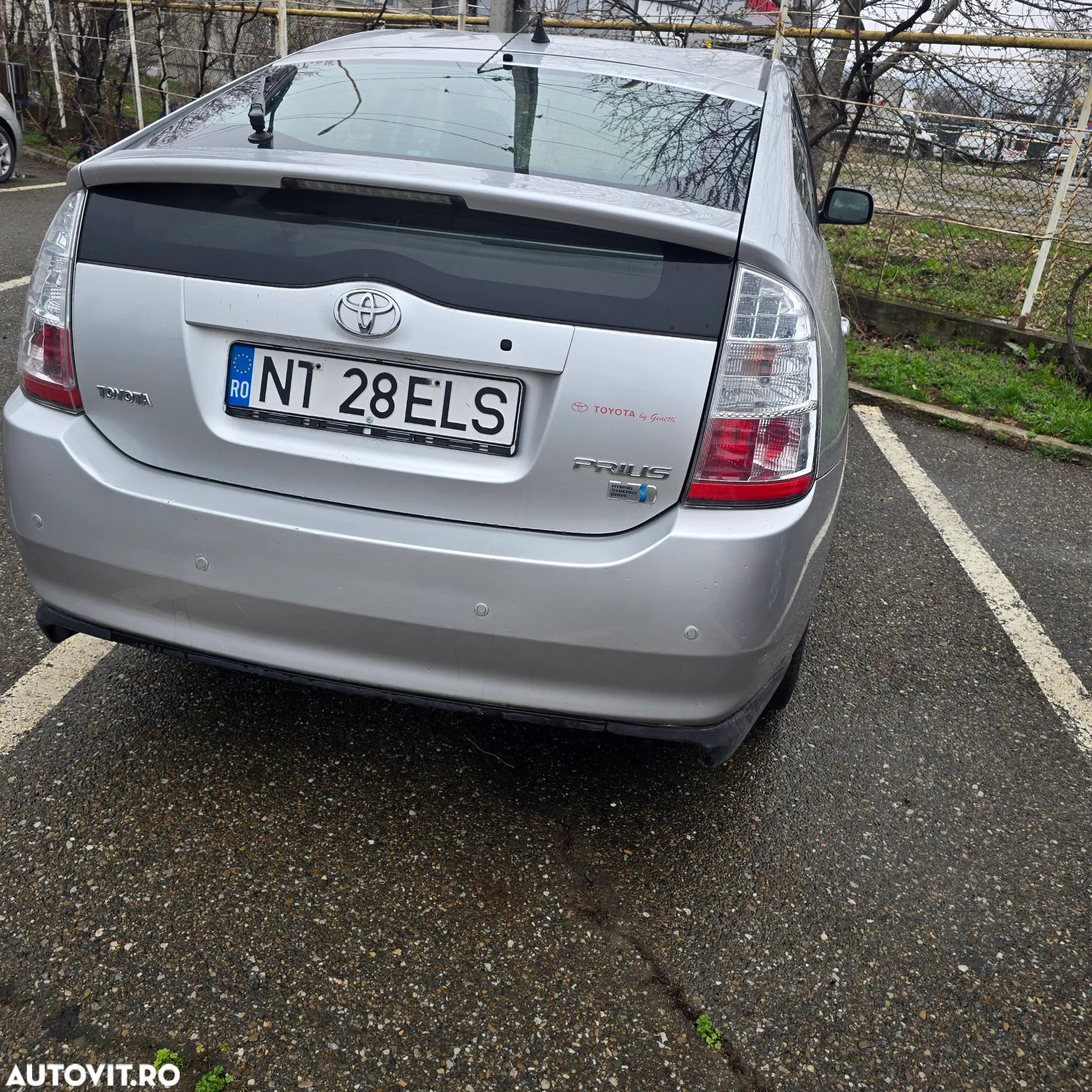 Toyota Prius - 2