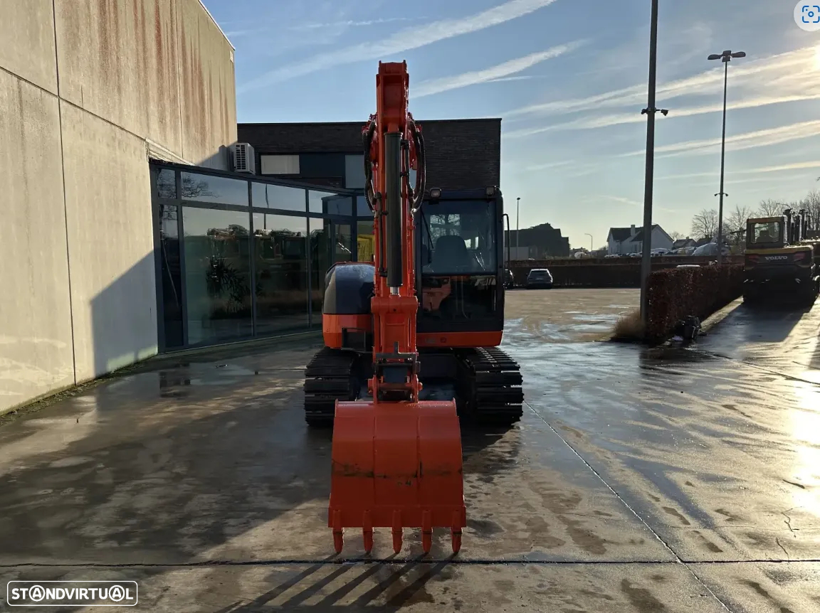 Kubota V2403-T - 2