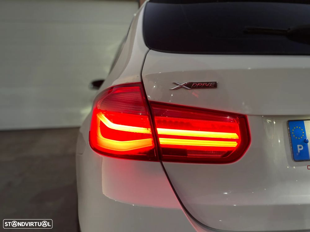 BMW 320 d Touring xDrive Line Sport Auto - 9