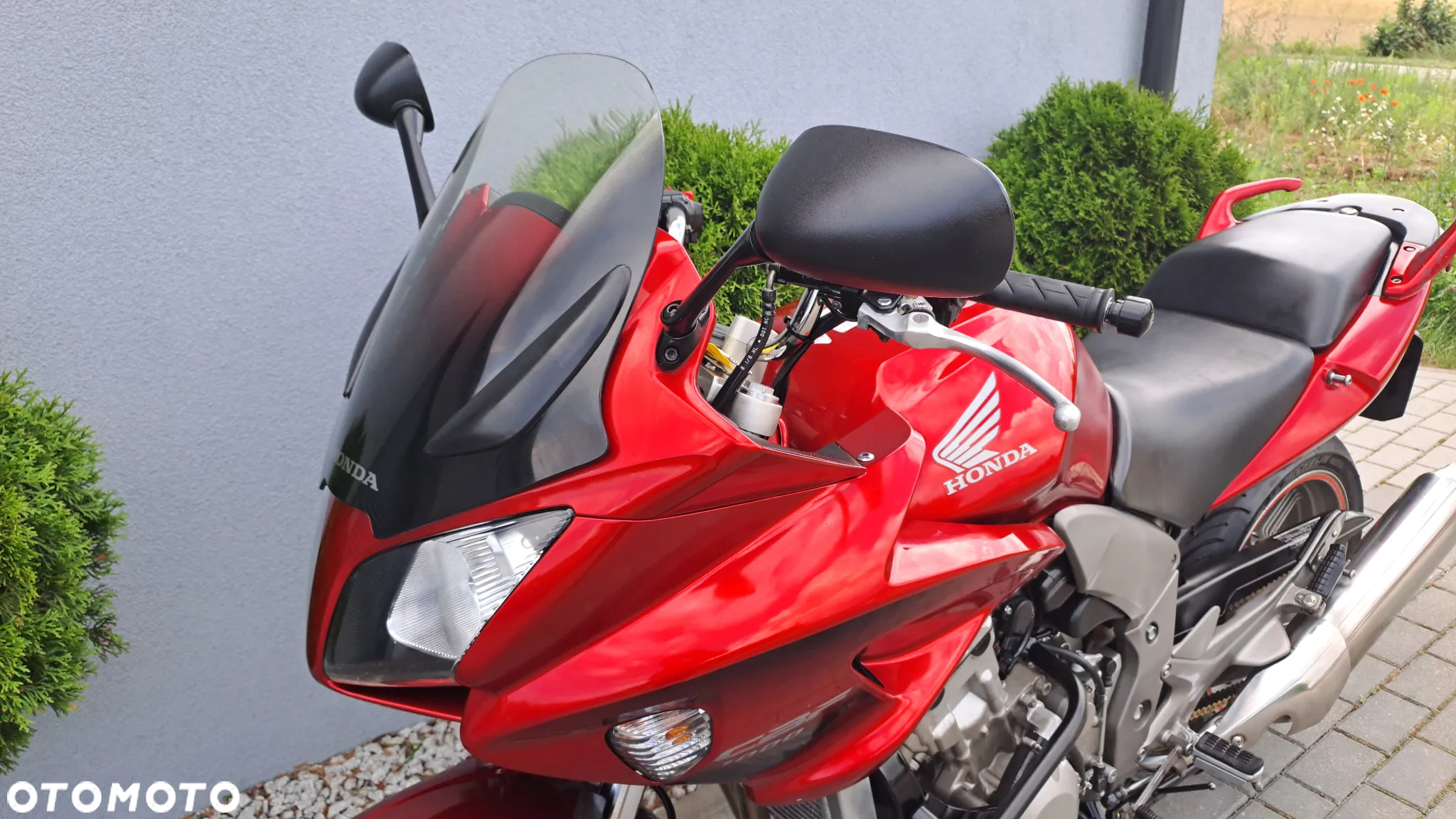 Honda CBF - 37