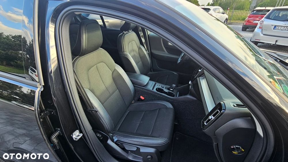 Volvo XC 40 T4 - 21