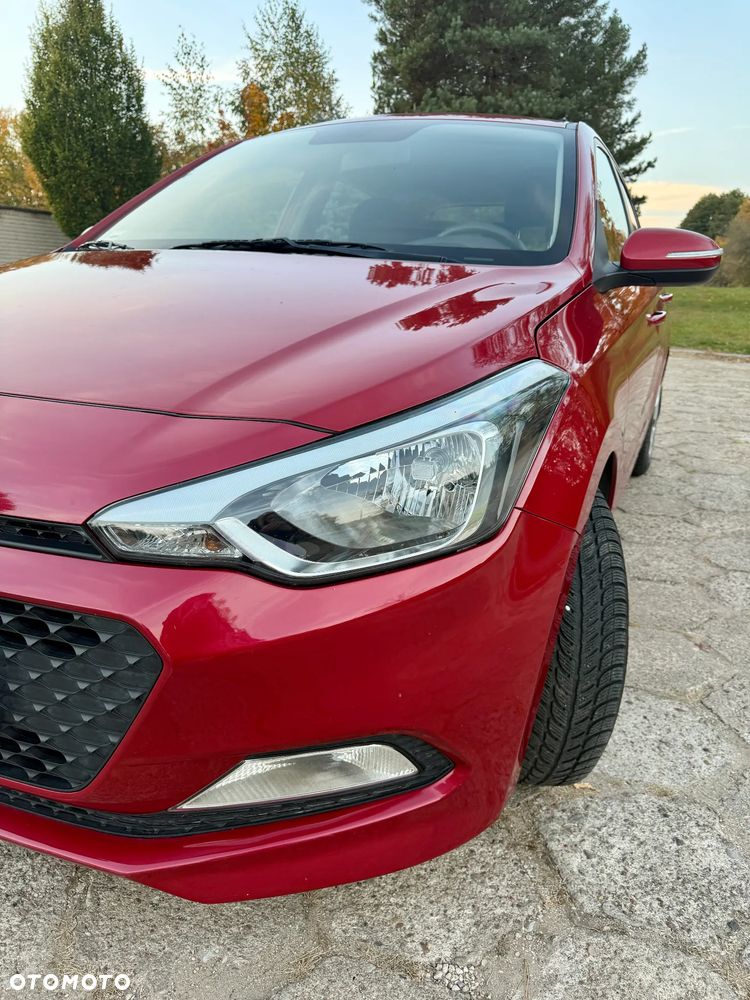 Hyundai i20 - 17