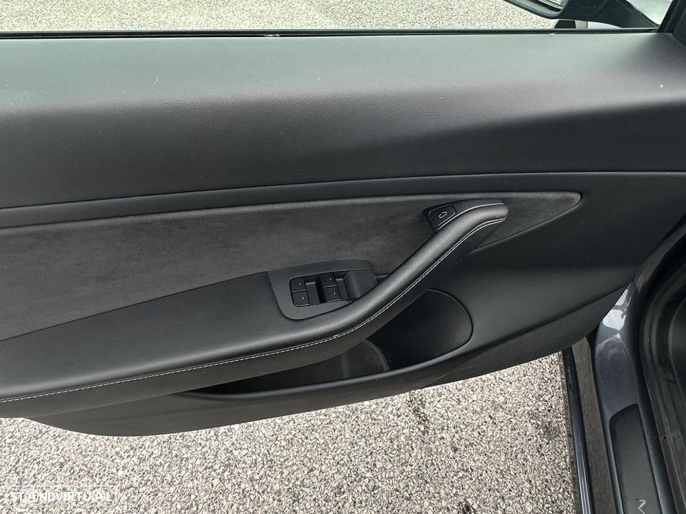 Tesla Model 3 Long Range AWD Dual Motor - 16
