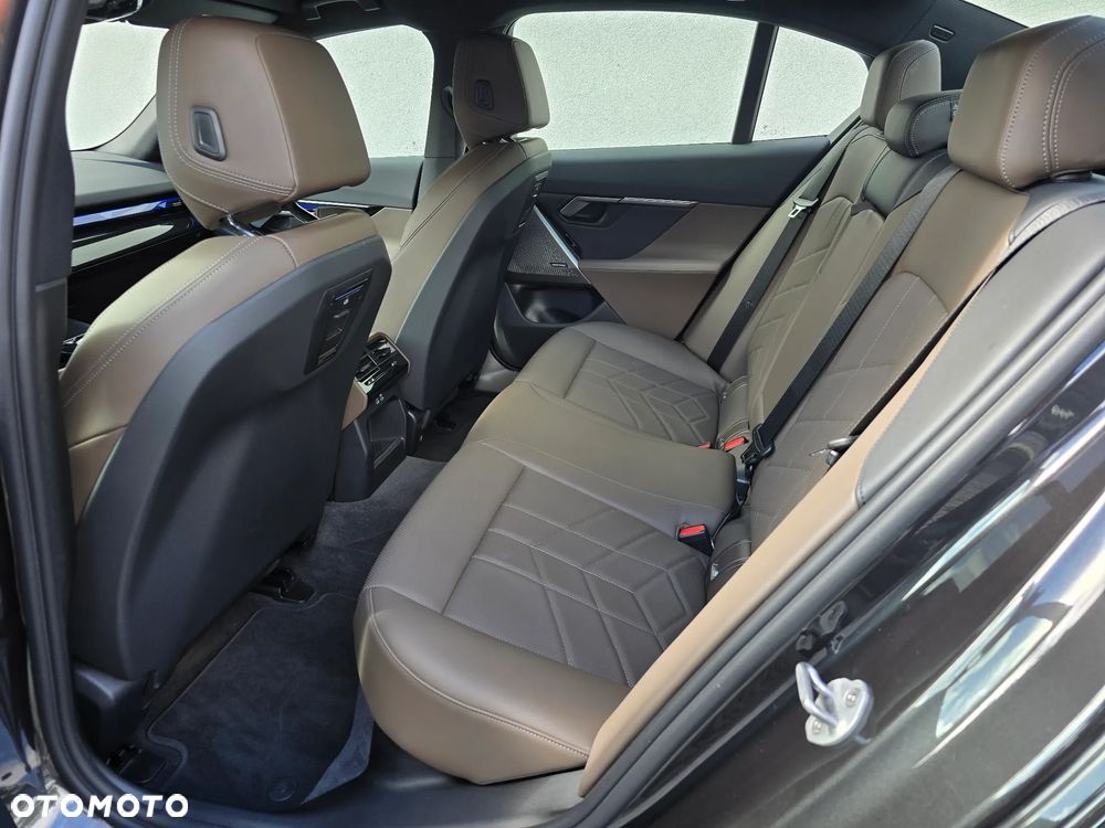 BMW Seria 5 520d xDrive mHEV M Sport - 8