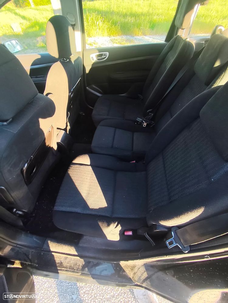 Peugeot 307 SW 1.6 HDi FAP Executive - 6