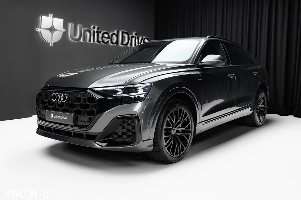 Audi Q8 55 TFSI e quattro Tiptronic PHEV - 1