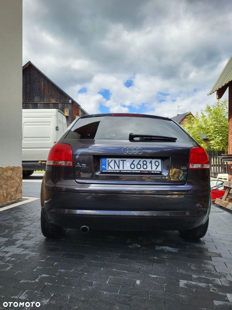Audi A3 3-drzwiowe 1.6 Ambiente - 8