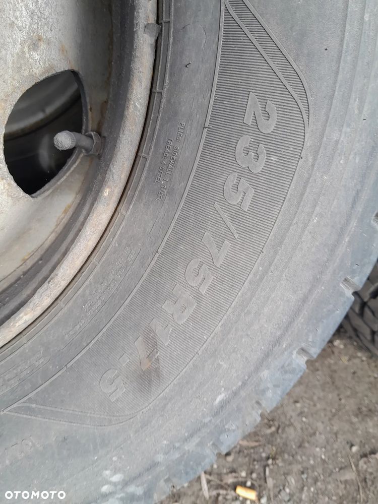 KOLO-KOLA 17.5 CALA 235X75X17.5  GOODYEAR - 3