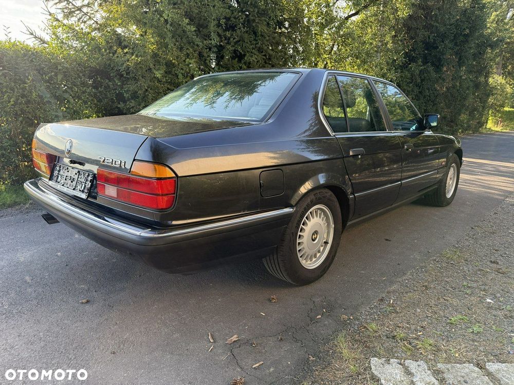BMW Seria 7 - 27