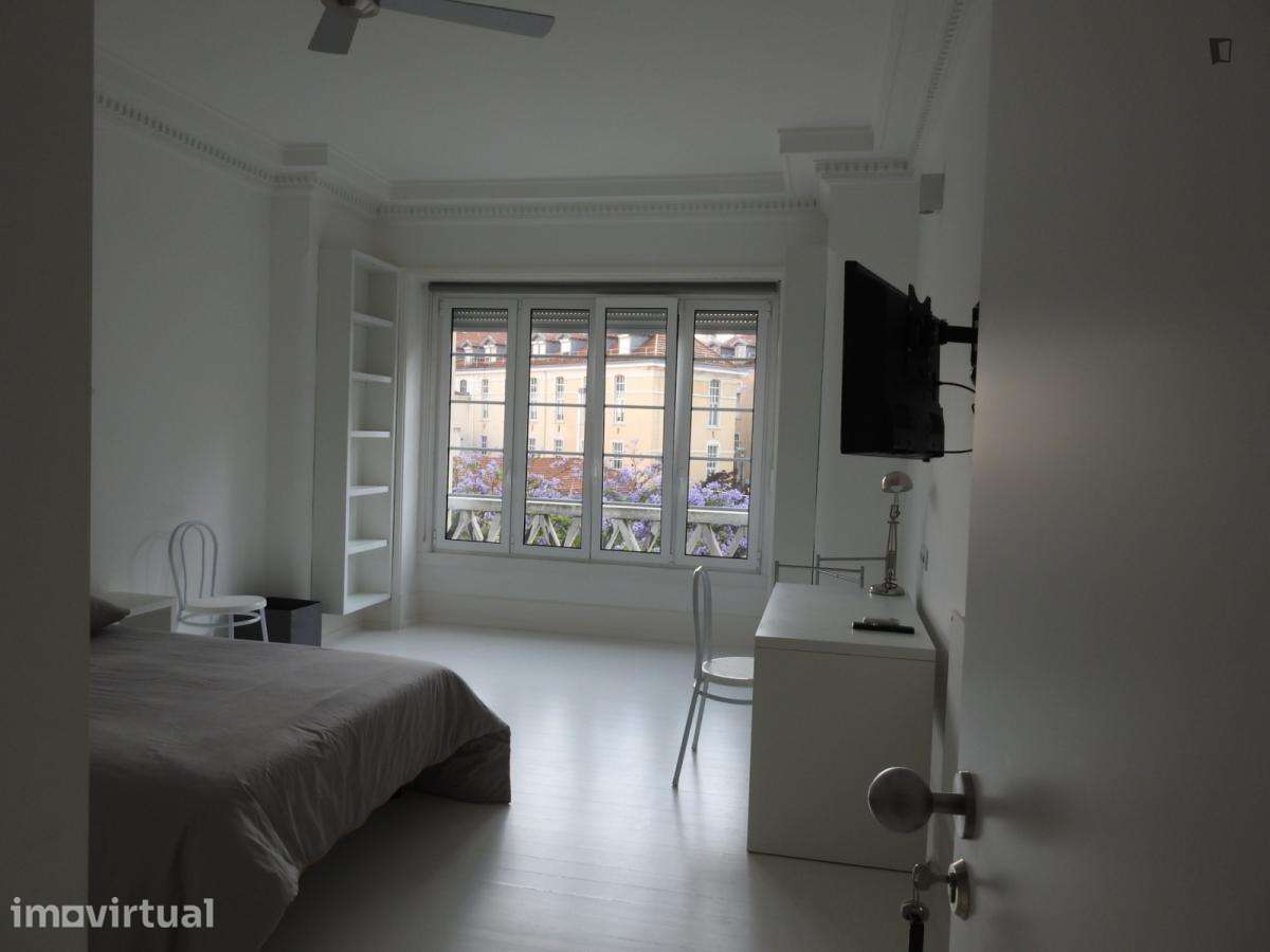 Quarto - localizado em Saldanha Lisbon - Grande imagem: 2/33