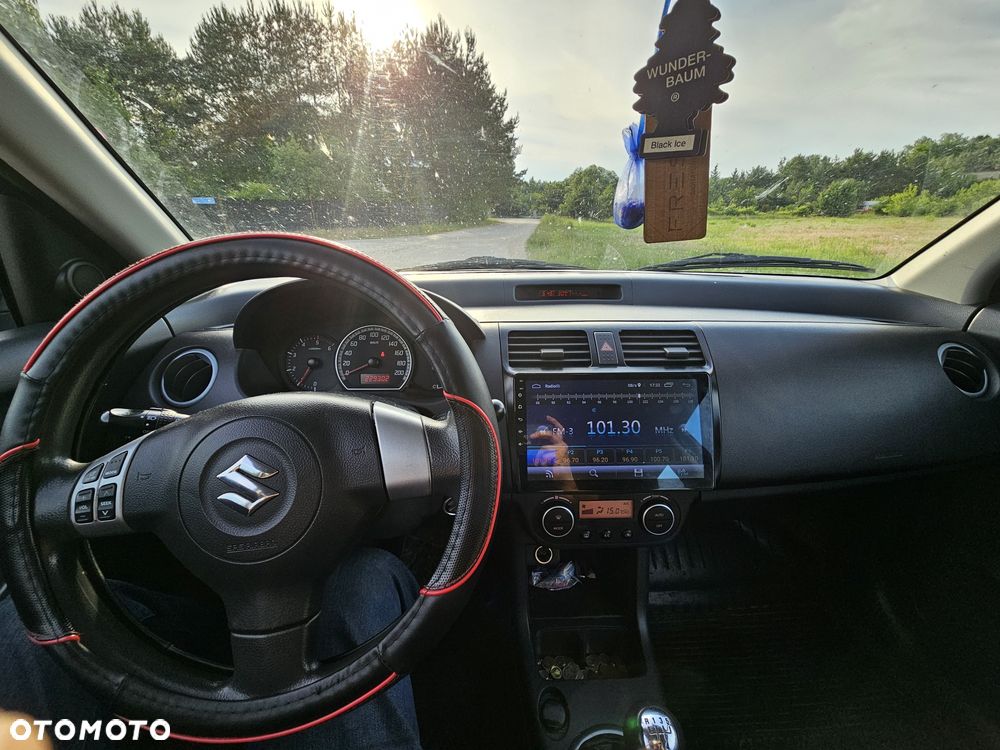 Suzuki Swift - 6