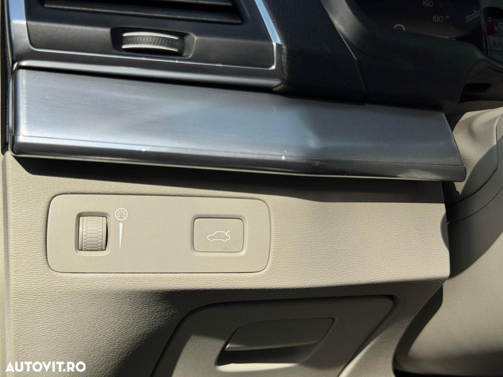 Volvo XC 90 D5 AWD Inscription - 14