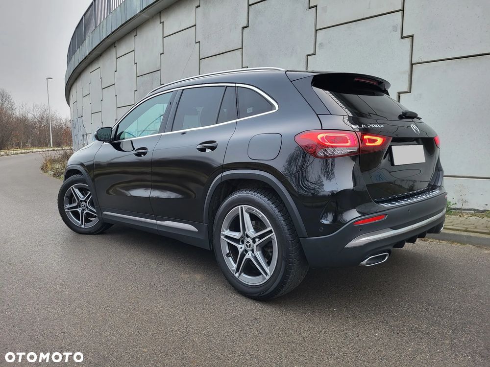 Mercedes-Benz GLA 200 d 8G-DCT AMG Line - 6