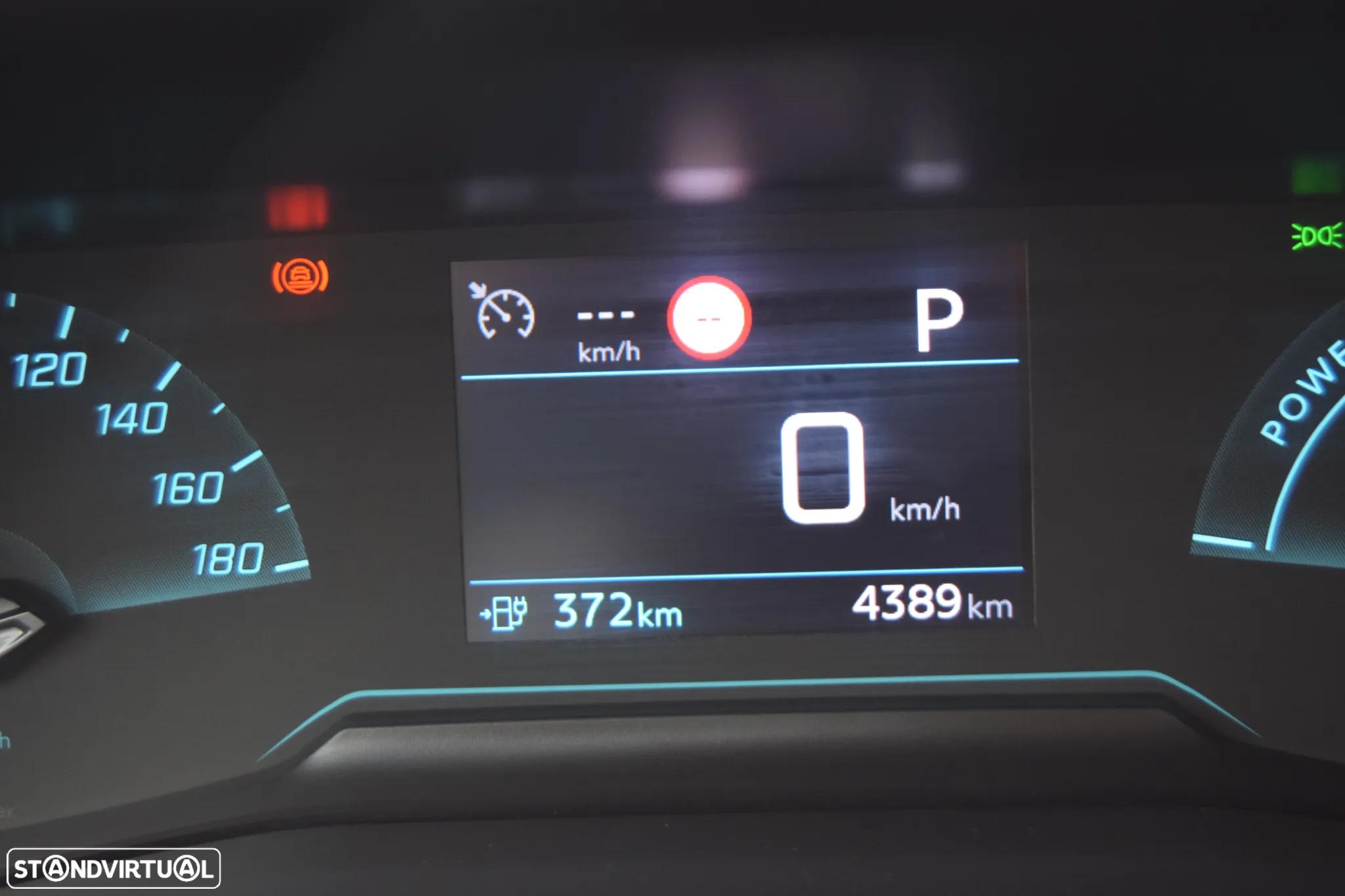 Peugeot e-2008 54 kWh Active - 20