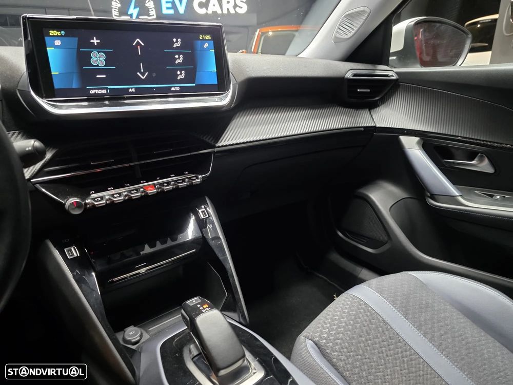 Peugeot e-2008 50 kWh Allure Pack - 23