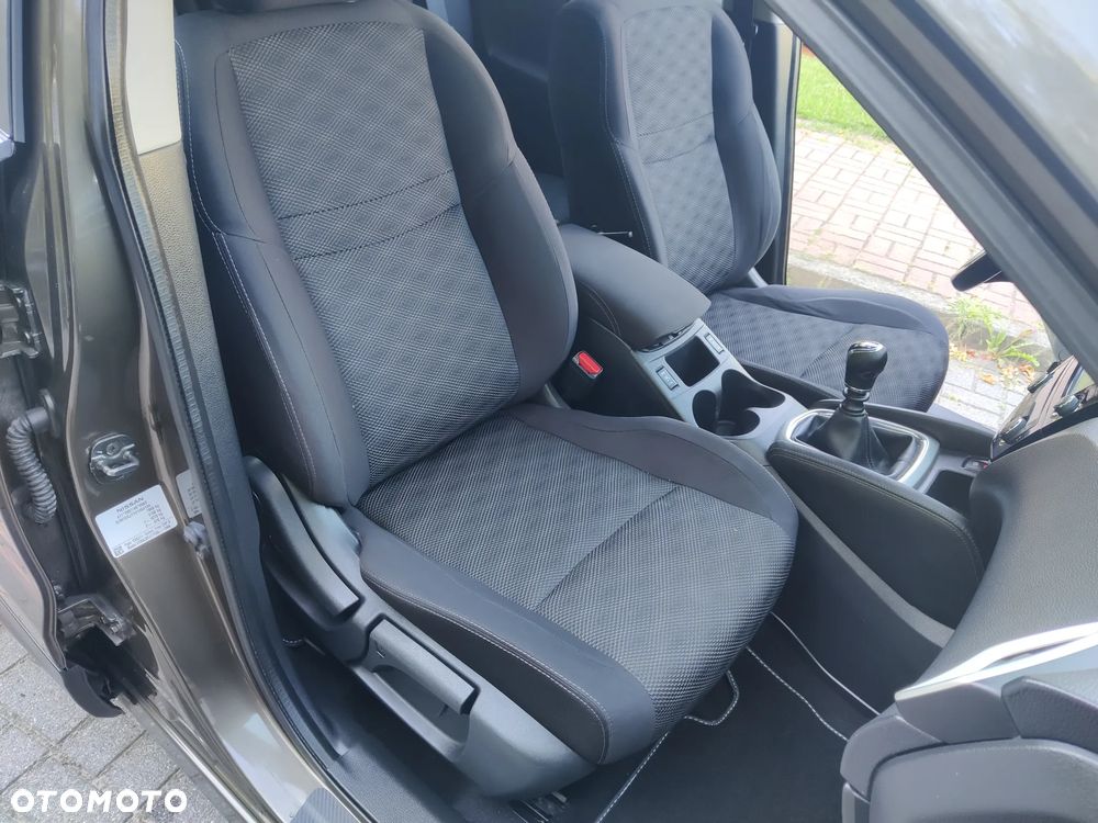 Nissan Qashqai 1.6 dCi 360 S&S - 27