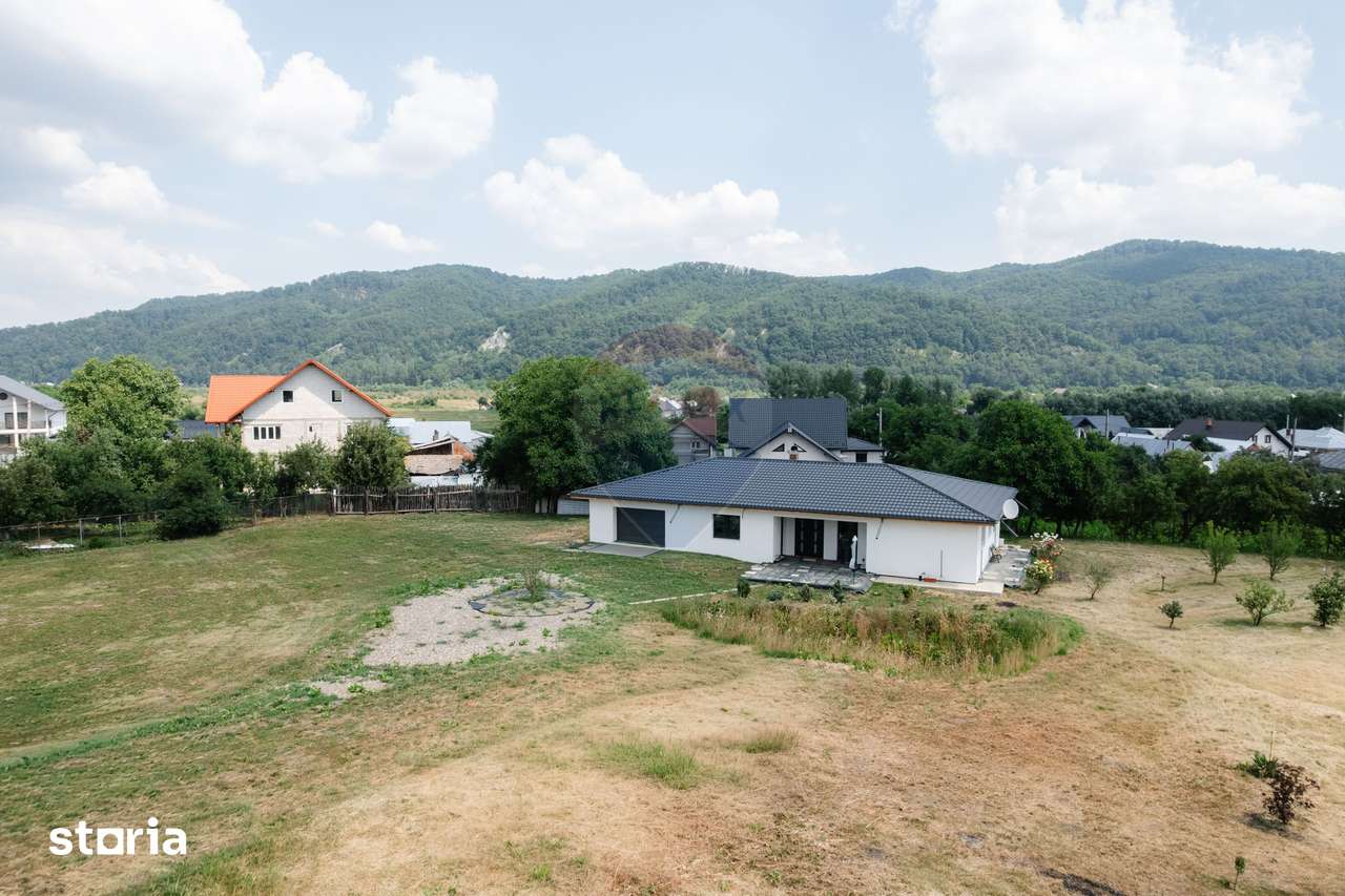 Casă / Vilă cu 5 camere de vânzare - Imagine principală: 2/20