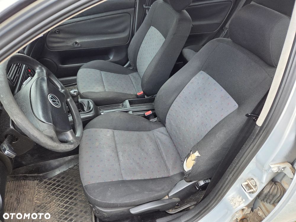 Volkswagen Passat 1.9 TDI - 4