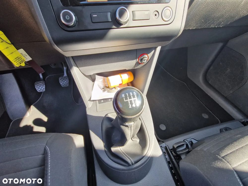 Volkswagen Touran 1.6 TDI DPF BlueMotion Technology Cup - 29