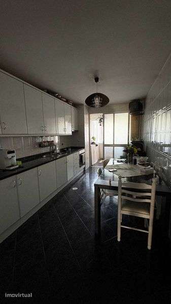 Apartamento T2 com jardim e terraço em Vila Nova de Gaia - Grande imagem: 5/12