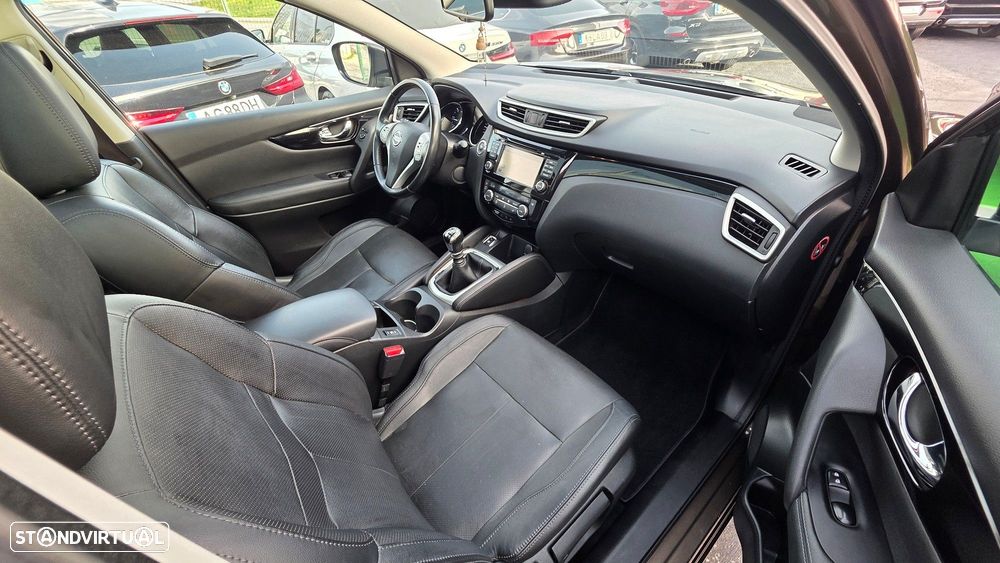 Nissan Qashqai 1.5 dCi N-Connecta 18 - 20