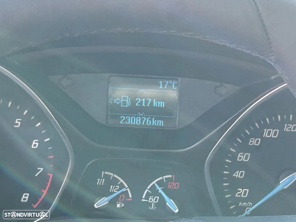 Ford Focus SW 1.0 EcoBoost Business - 25