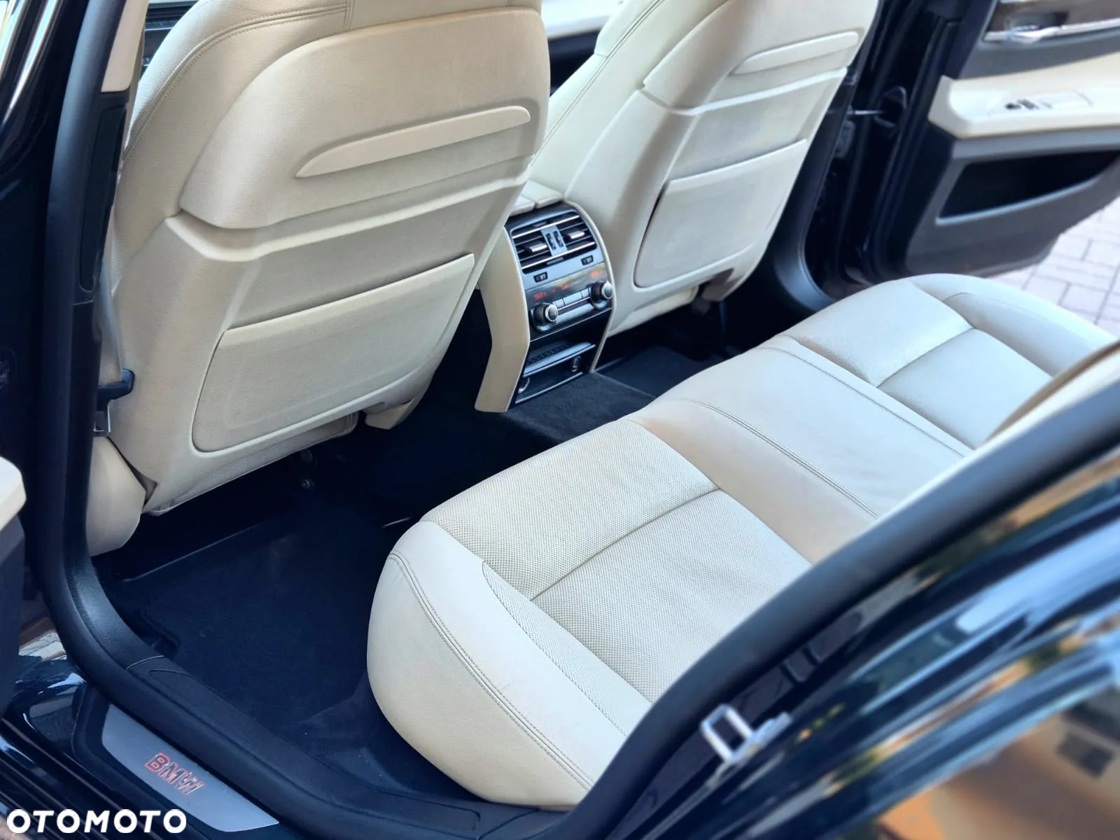 BMW Seria 7 740d xDrive - 17