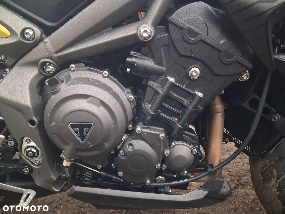Triumph Street Triple - 7