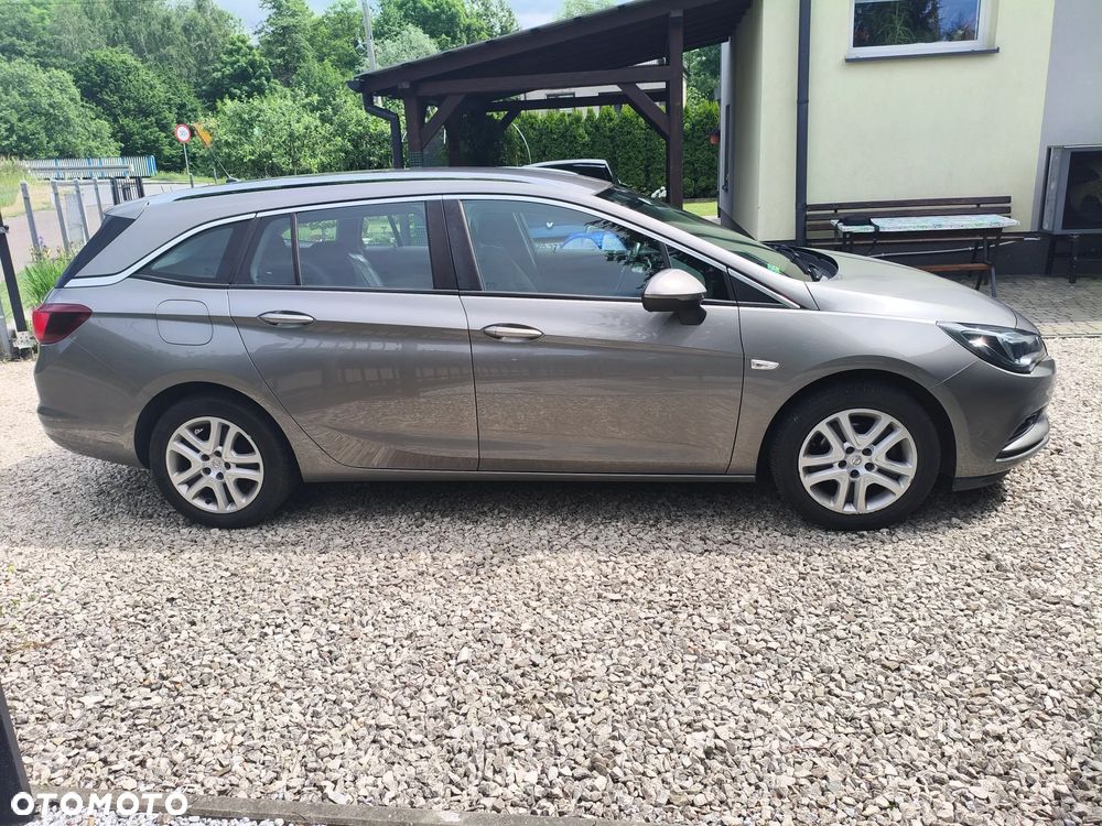 Opel Astra - 8