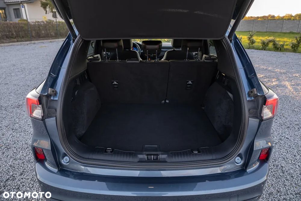 Ford Kuga - 33