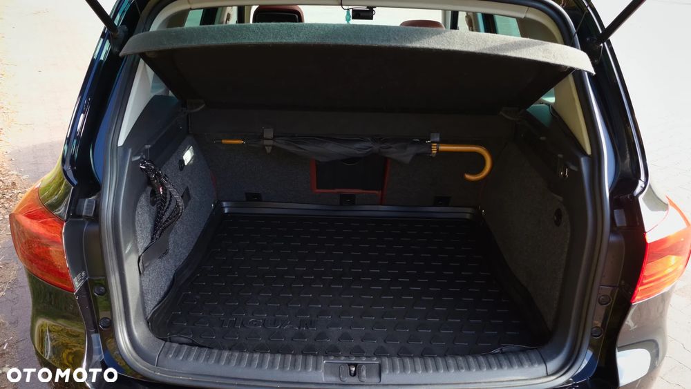 Volkswagen Tiguan 2.0 TDI DPF 4Motion BlueMotion Technology DSG Exclusive - 28