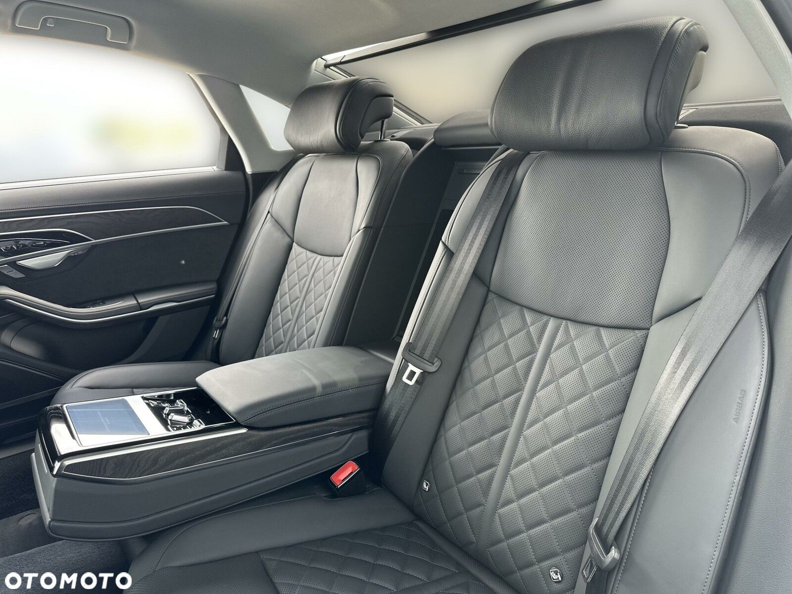 Audi A8 - 15