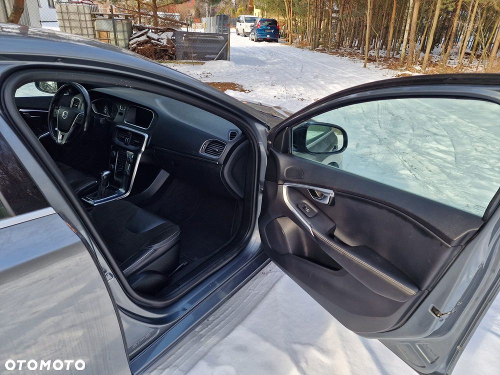 Volvo V40 D2 Drive-E Base - 22